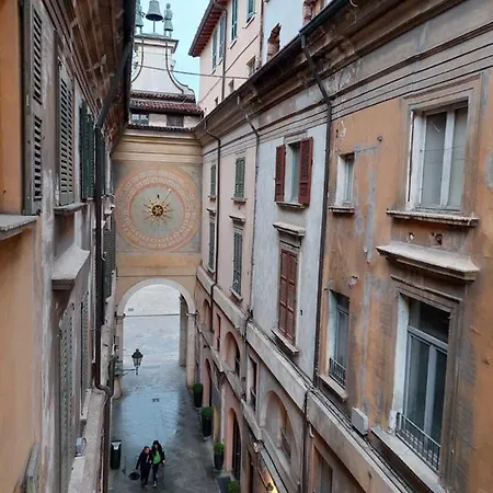 Fiordiluna, Nel Cuore Di Brescia