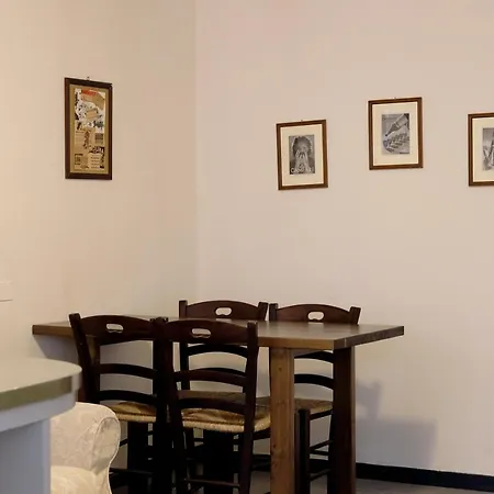 Fiordiluna, Nel Cuore Di Brescia