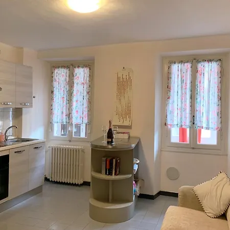 Fiordiluna, Nel Cuore Di Brescia